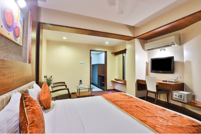 Hotel President, Vadodara Super Deluxe Room 3