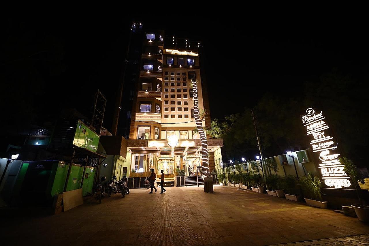 undefined Hotel Primeland 6