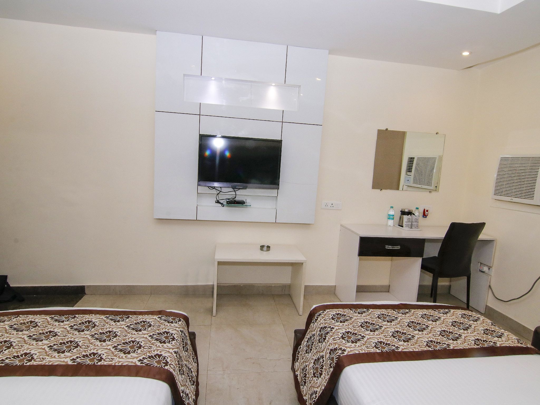 Hotel Radical Palace Superior Room 17