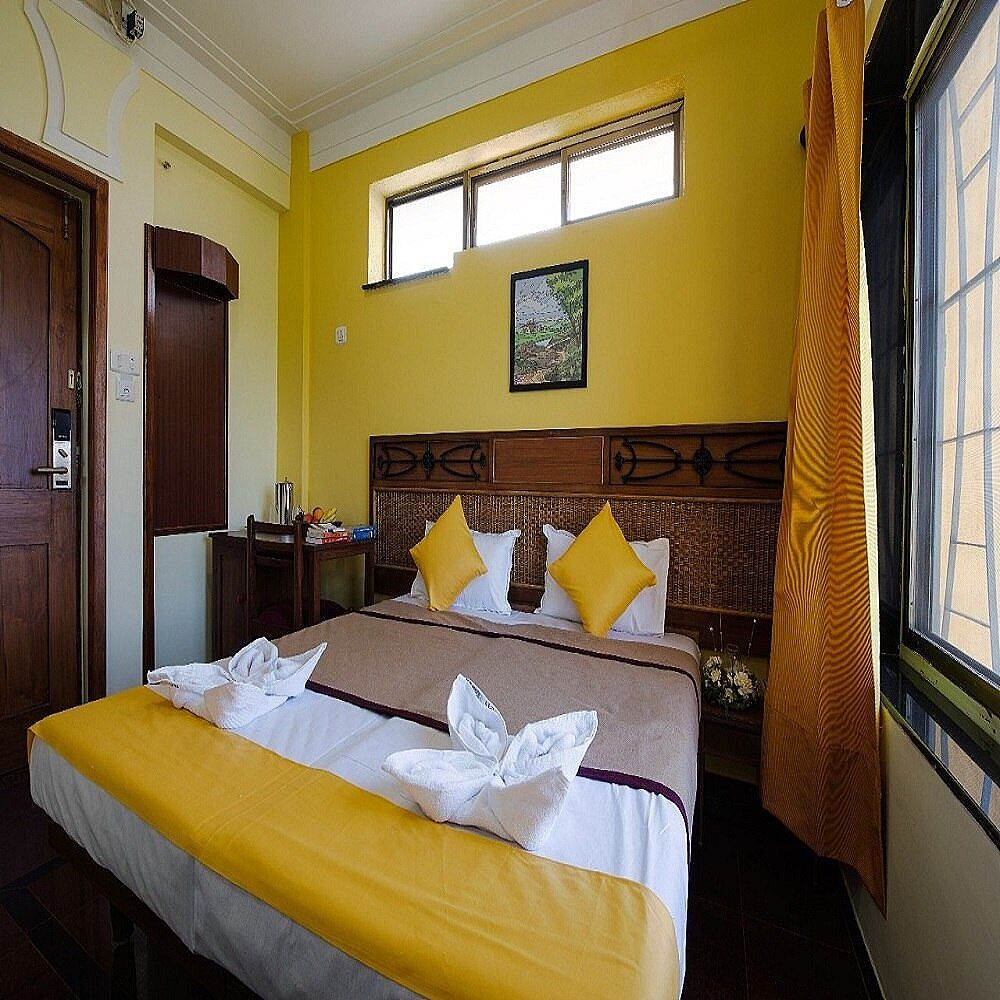 Hotel Raj Resort Super Deluxe 3