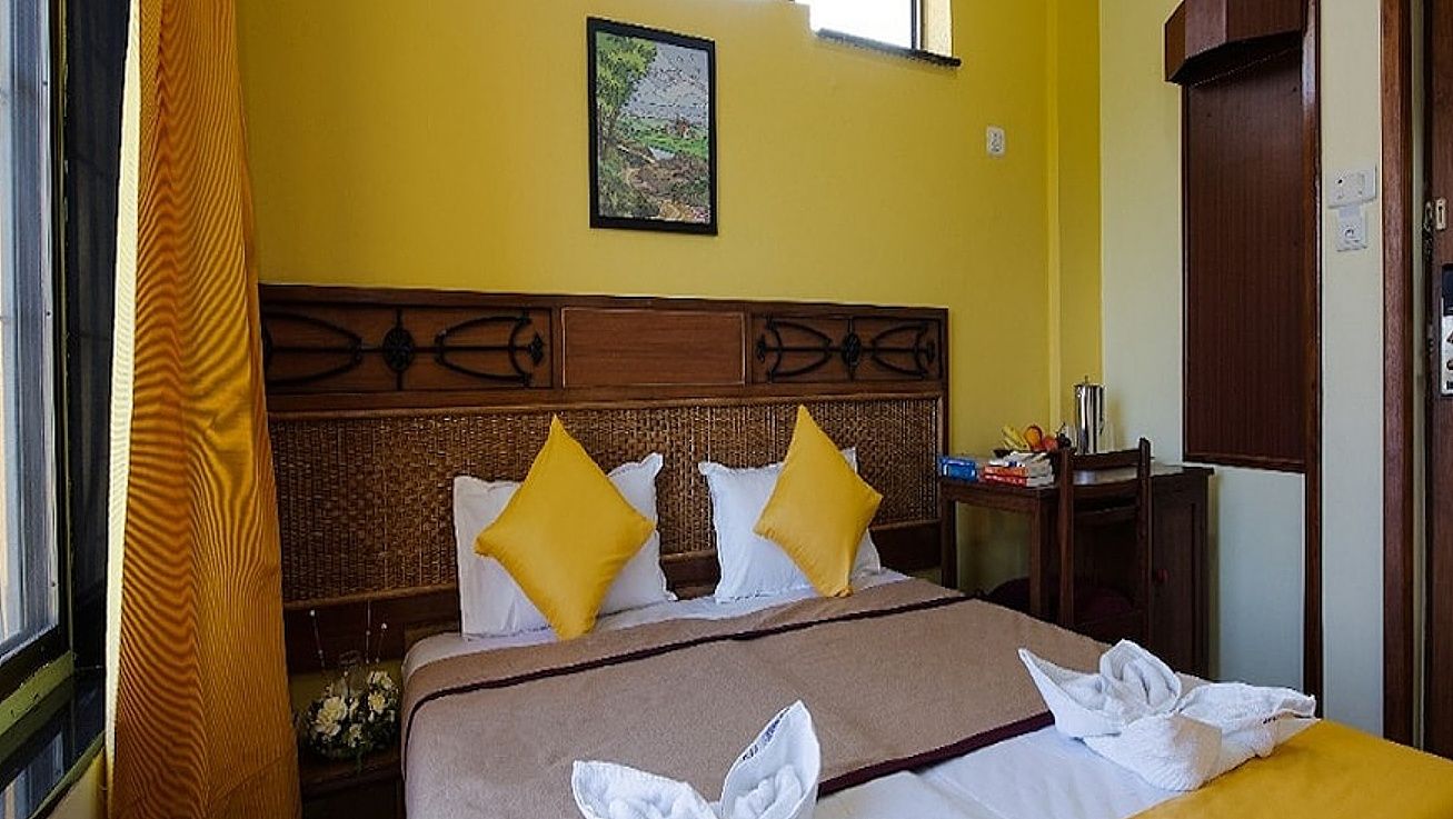 Hotel Raj Resort Bus Corp Room Non AC (Small Room)