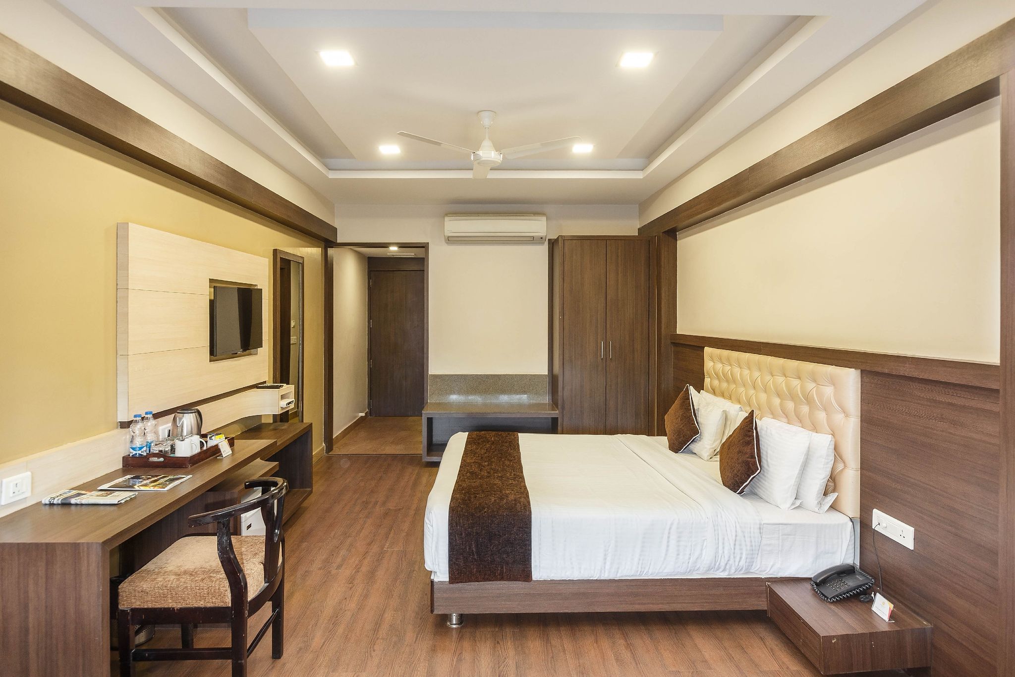 Hotel Rajwara Palace Club Rooms 2