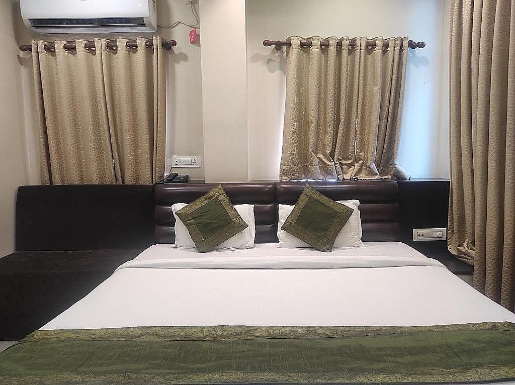 undefined Hotel Rudraksha 8