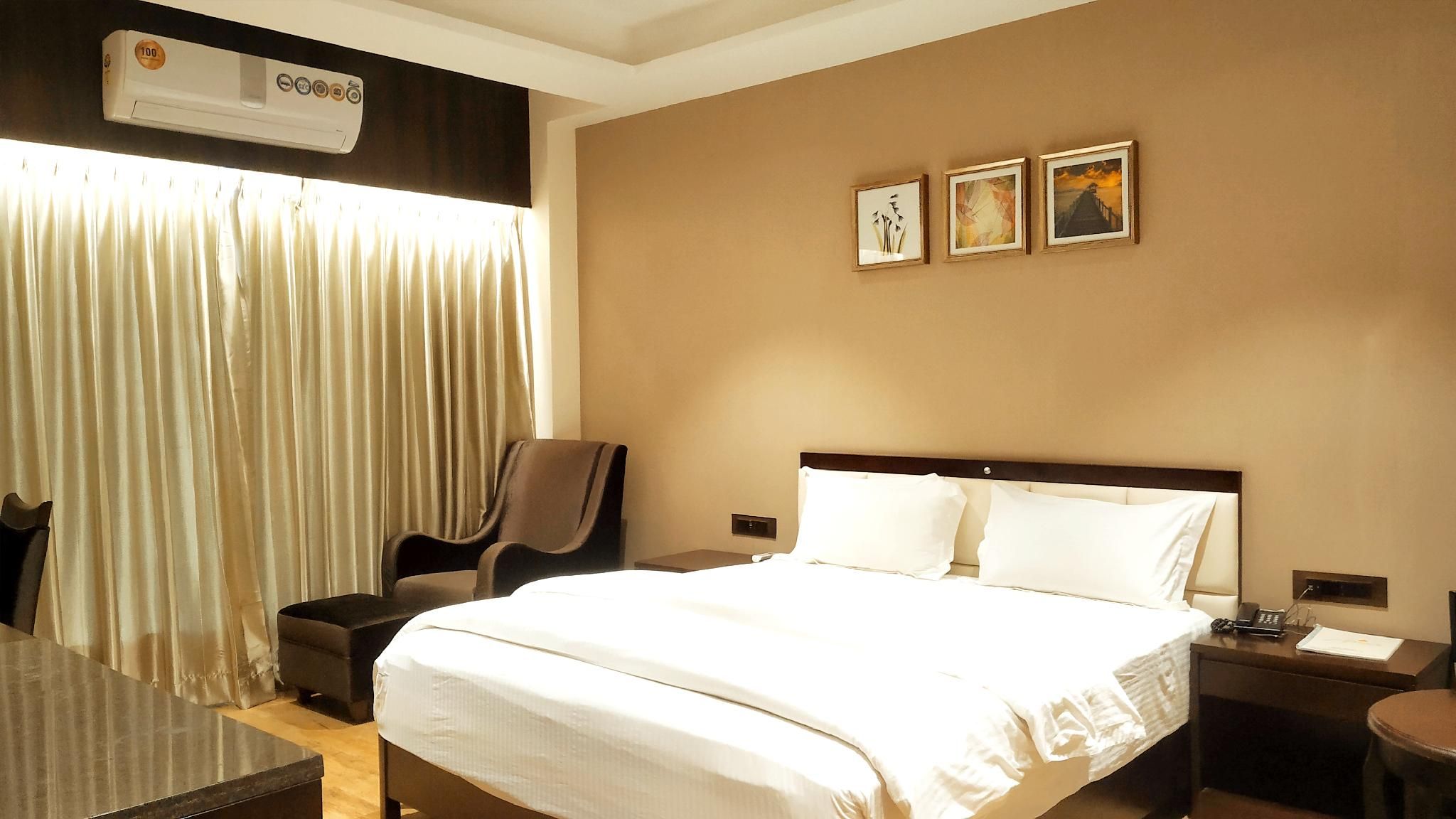 Executive King or Twin