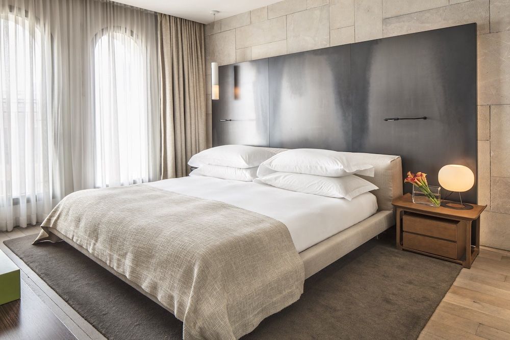 Mamilla Hotel Presidential Suite (Conjoined Beds) 2
