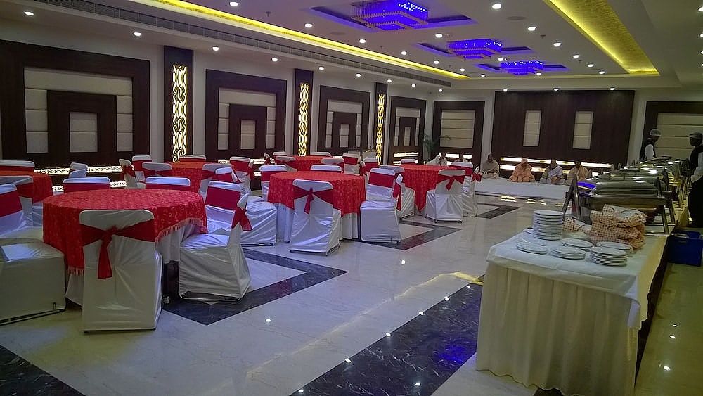 Banquet hall