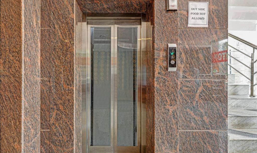 undefined Hotel Silver Stallion 3