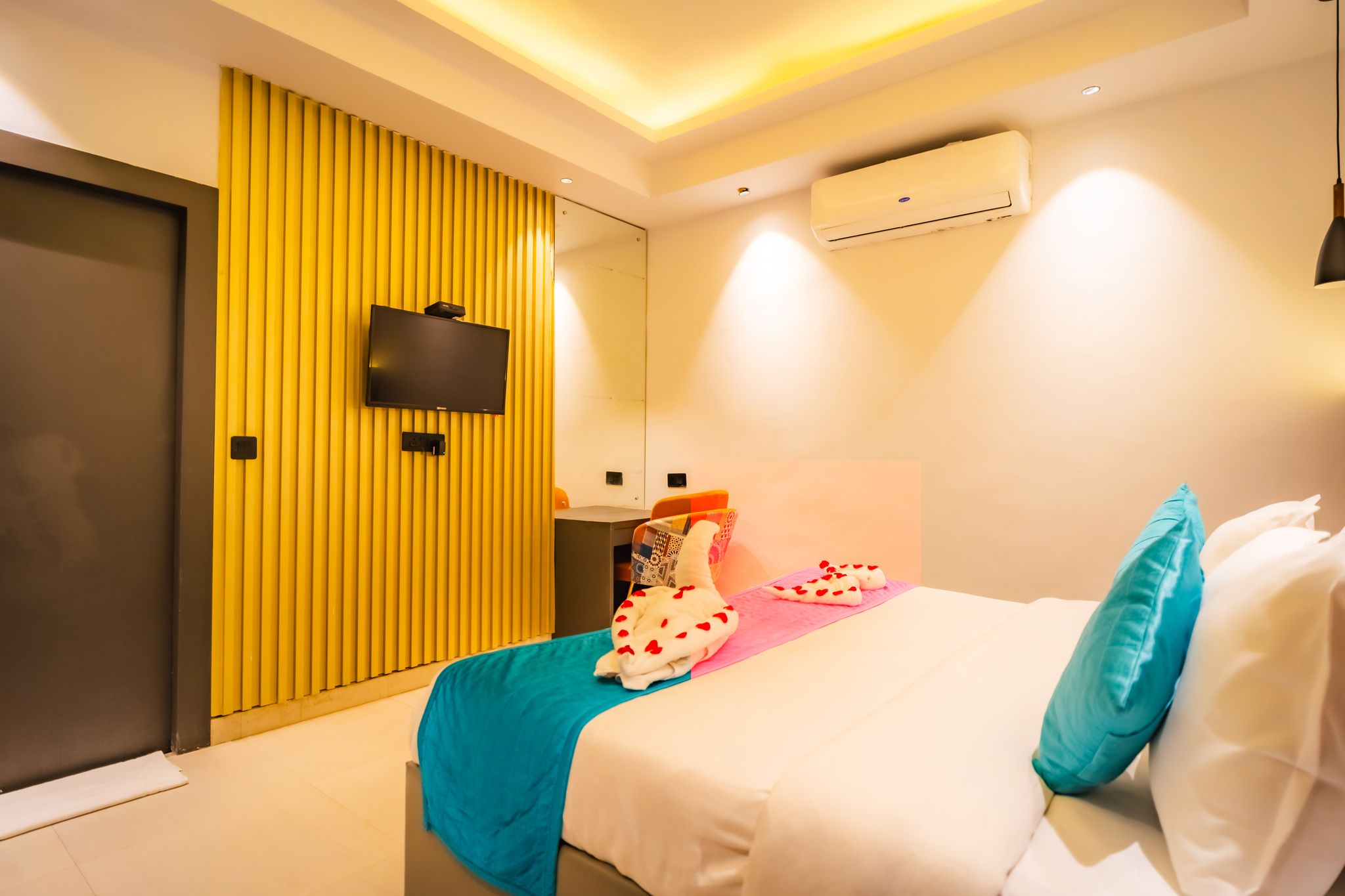 undefined SKI Hotels & Resort 8