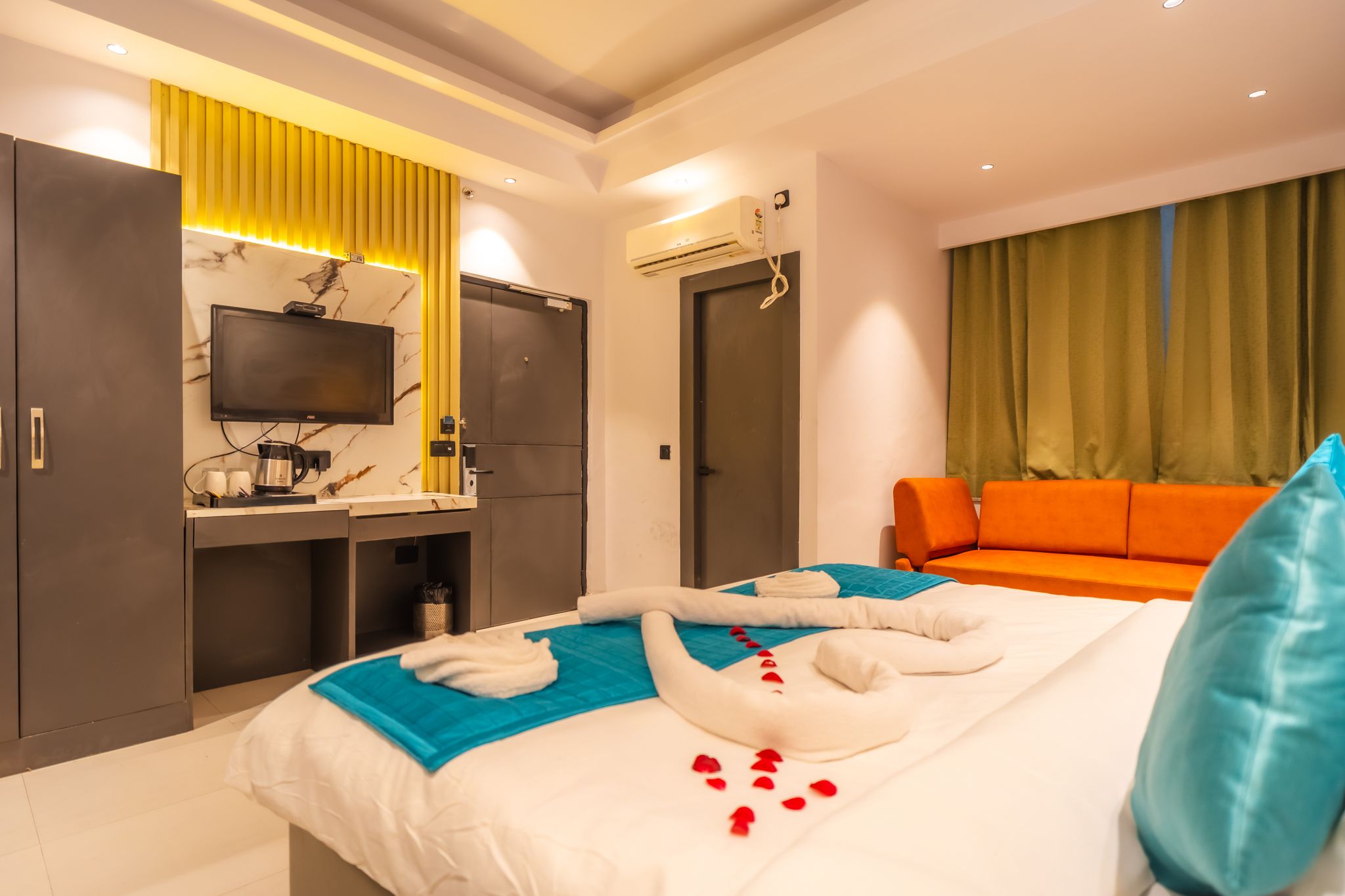 Triple Room