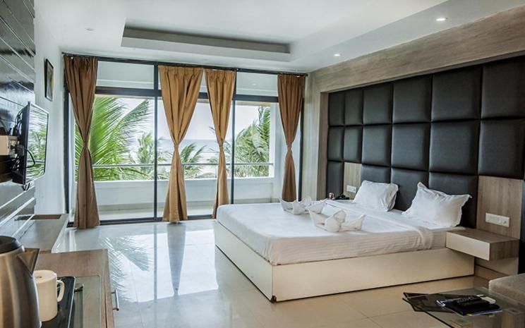 Platinum Room