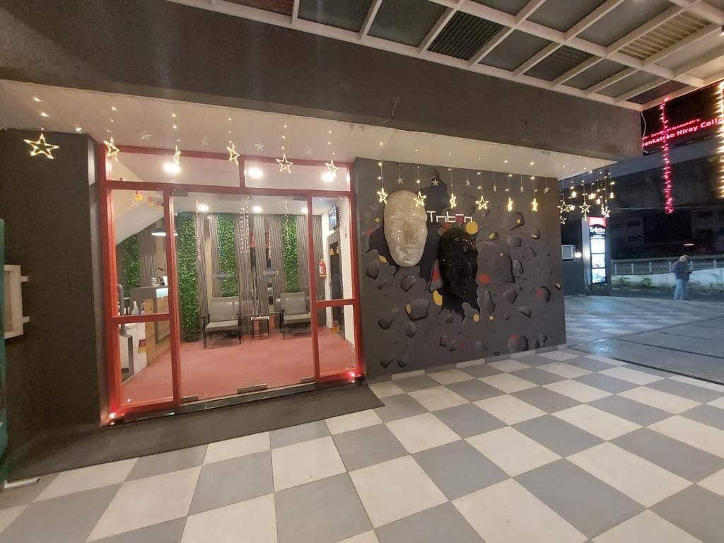 Hotel Exterior