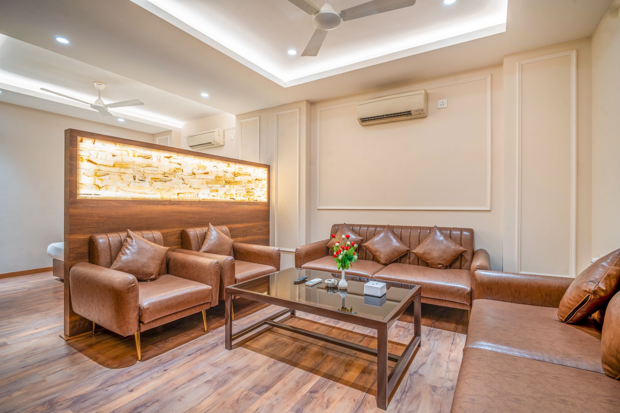 Hotel Varun Super Deluxe Room 16