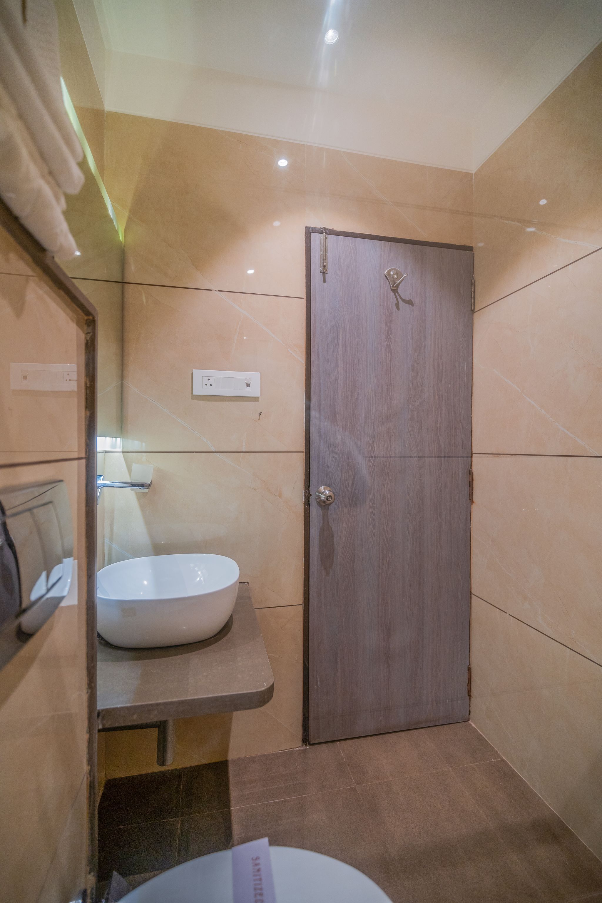 Hotel Varun Family Room 16