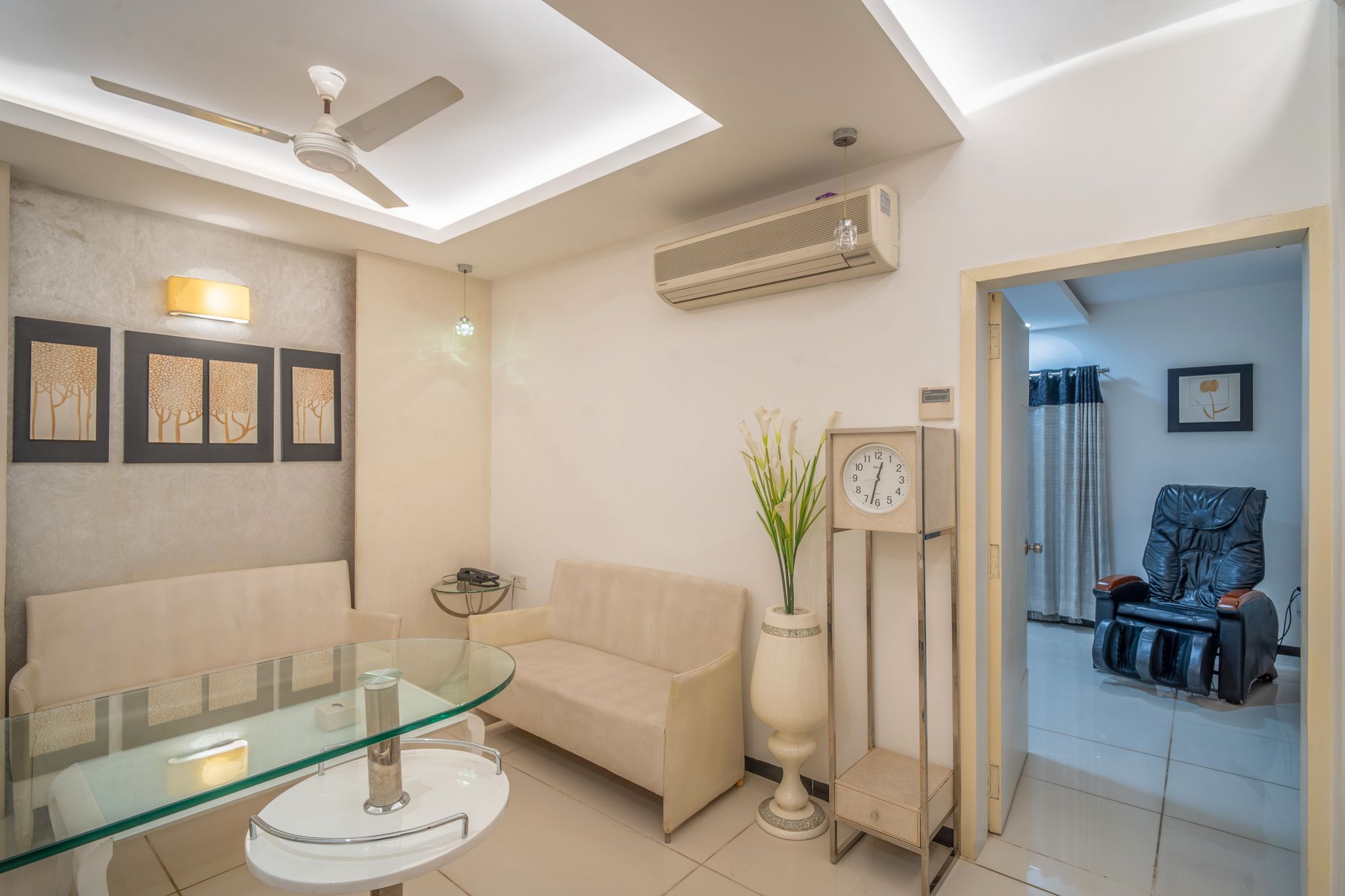 Hotel Varun Super Deluxe Room 19