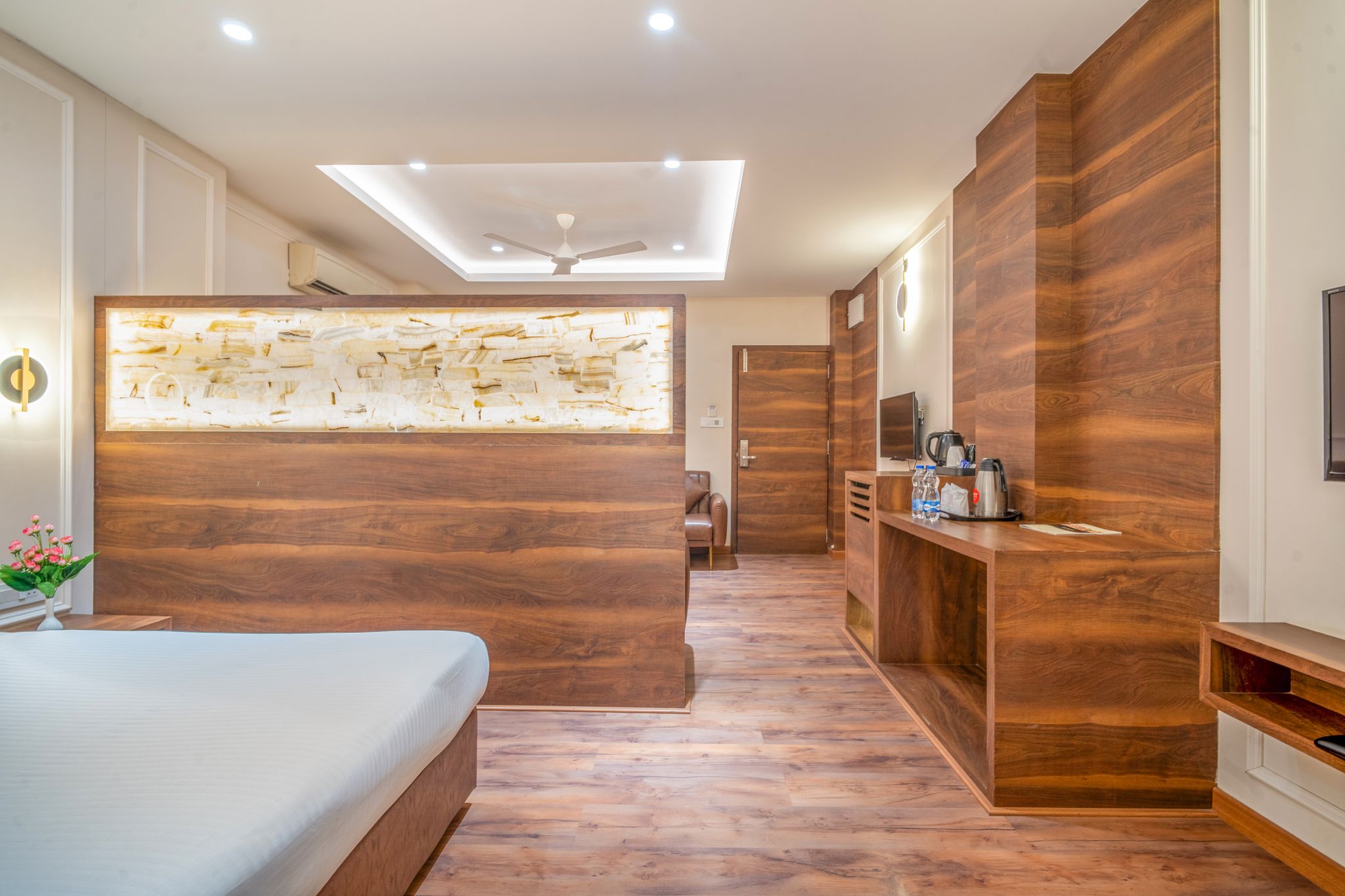 Hotel Varun Super Deluxe Room 24