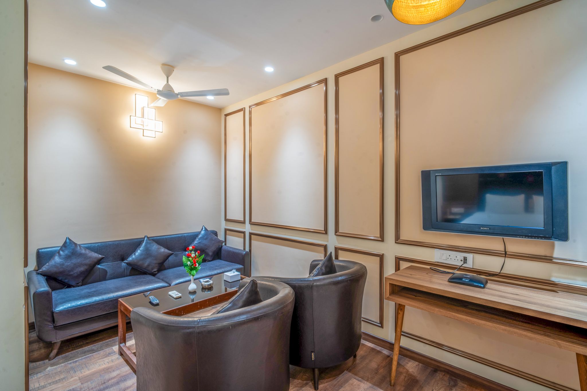 Hotel Varun Super Deluxe Room 12