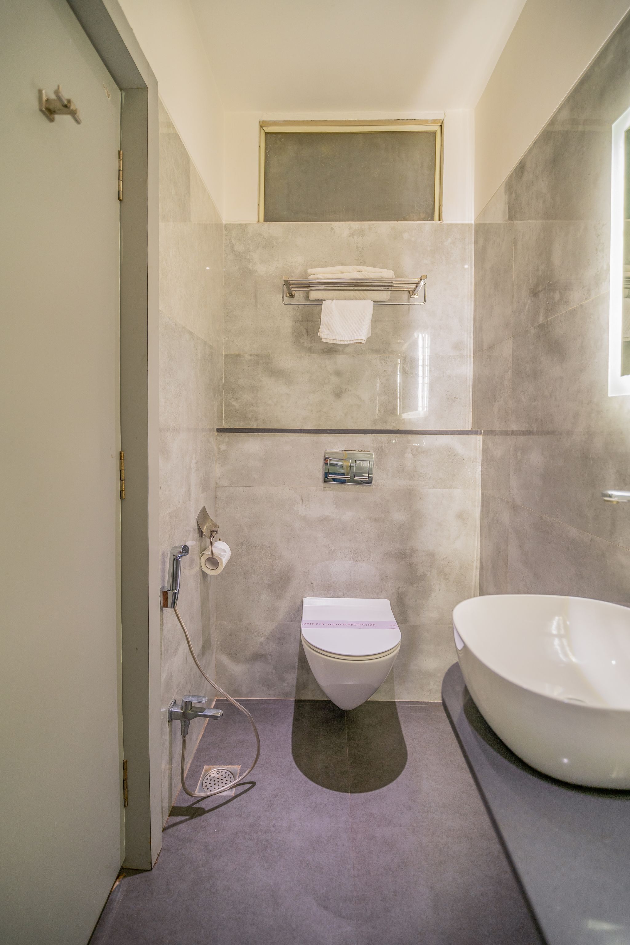 Hotel Varun Deluxe Room 14