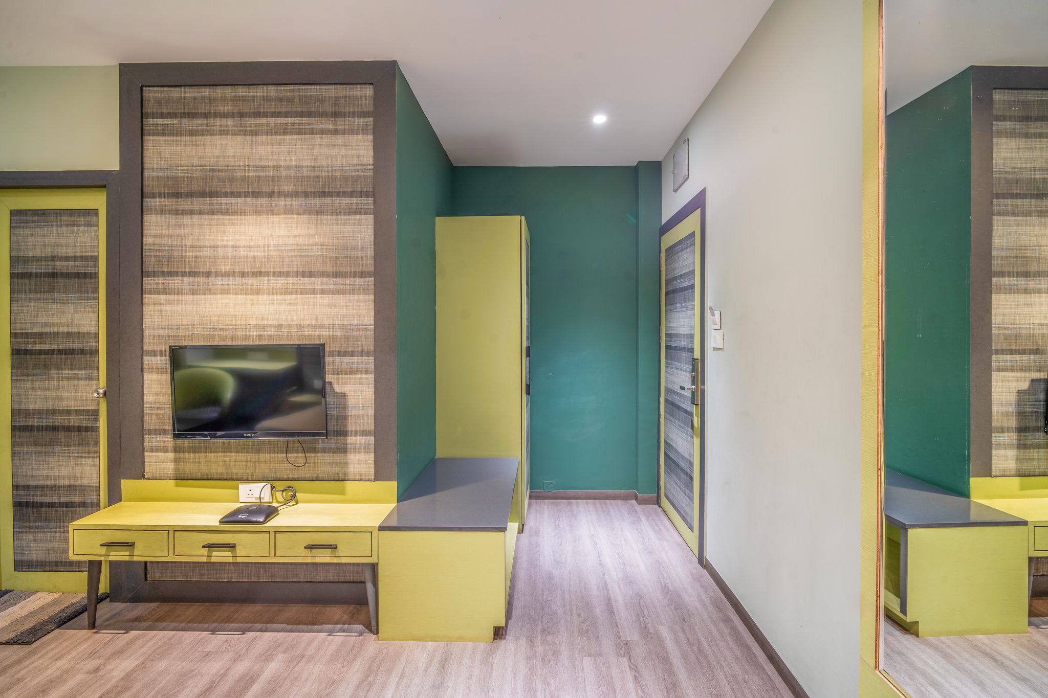 Hotel Varun Deluxe Room 15