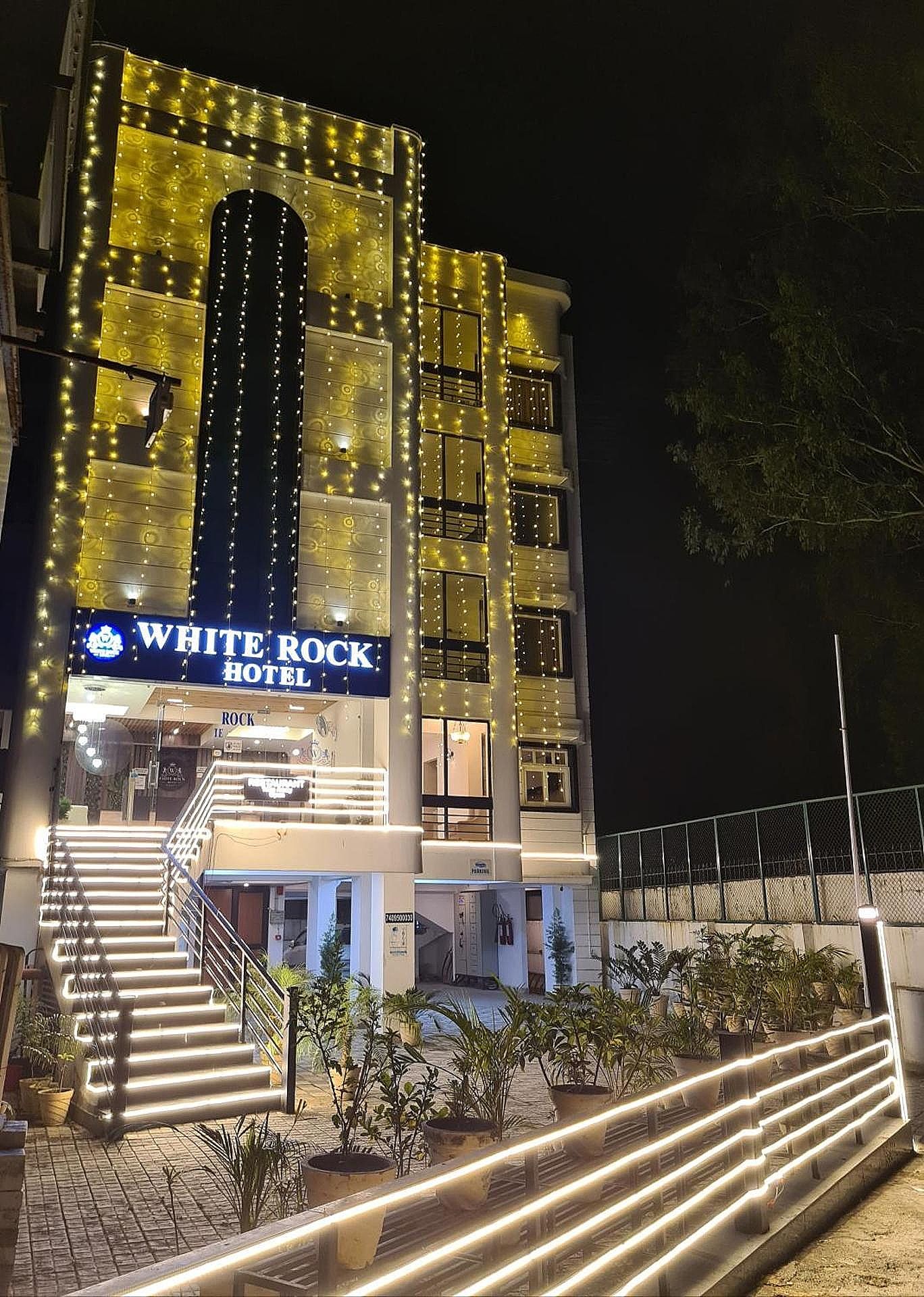 undefined Hotel White Rock By The Solitaire Hospitality 9