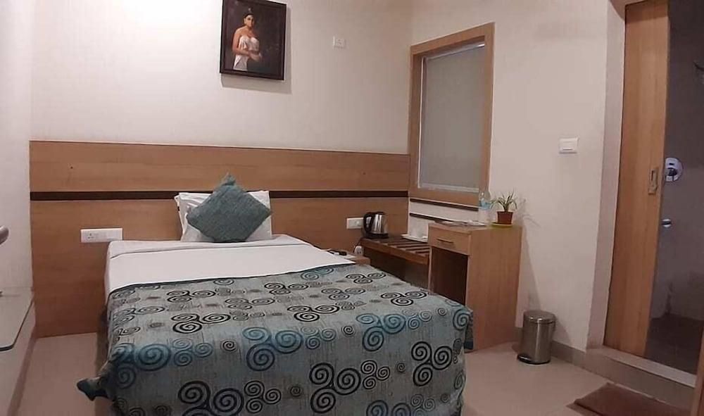 Double A/C Room