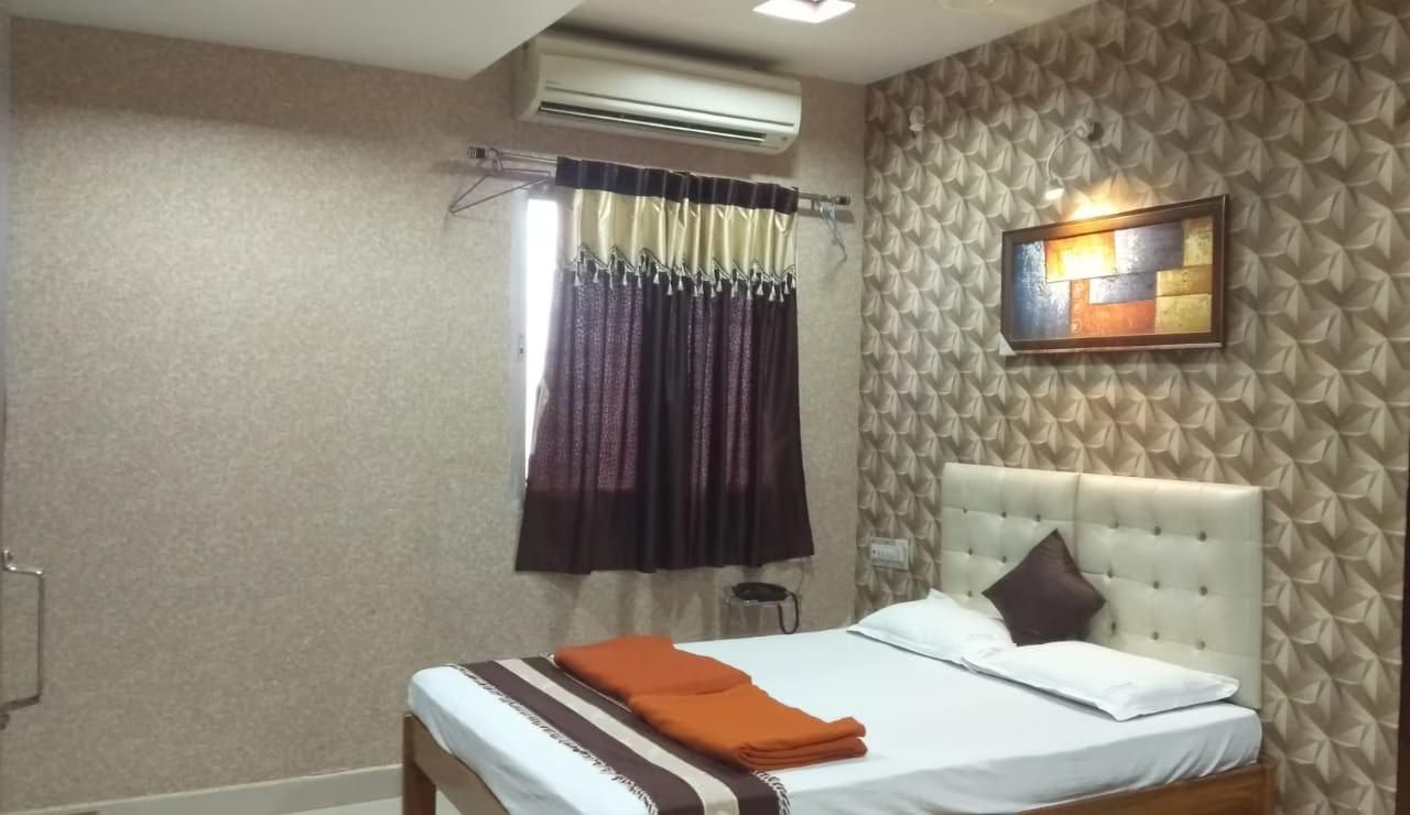 undefined i-ROOMZ Geetha Residency 9
