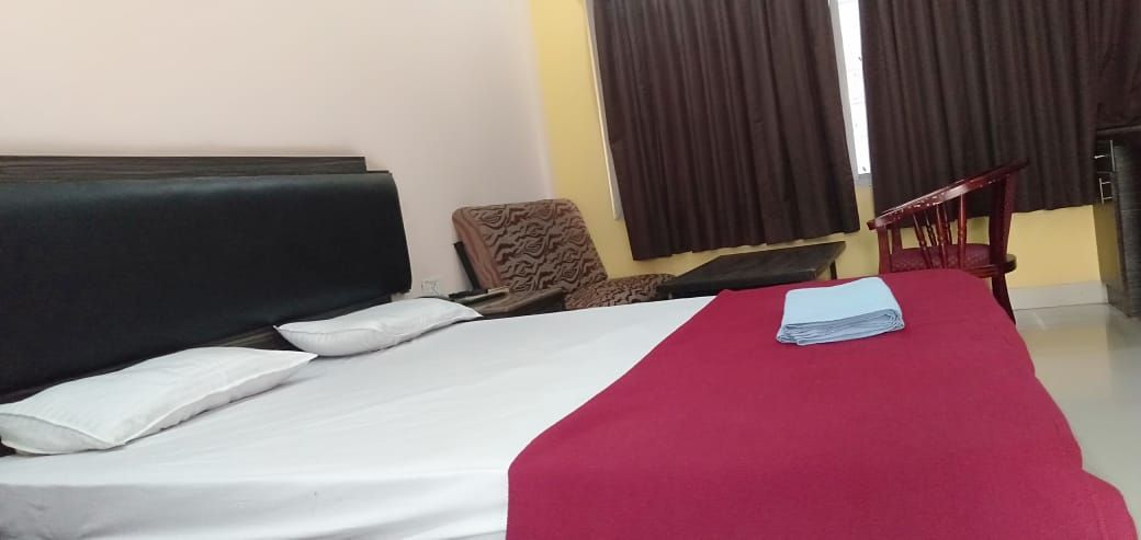 Deluxe Double AC Room