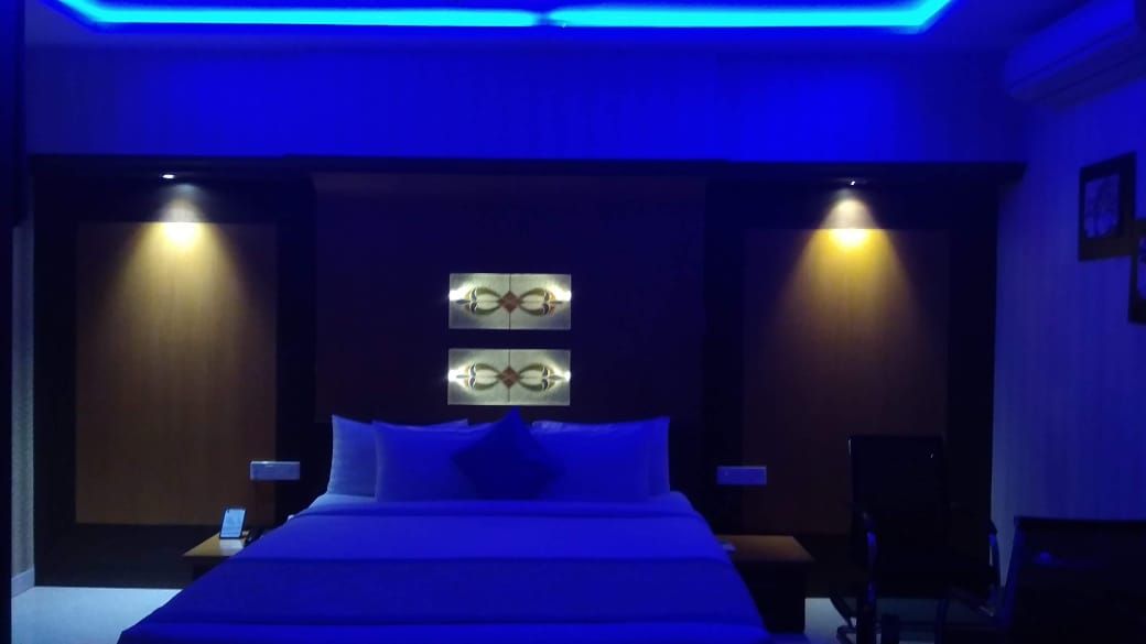 Single AC Deluxe Room