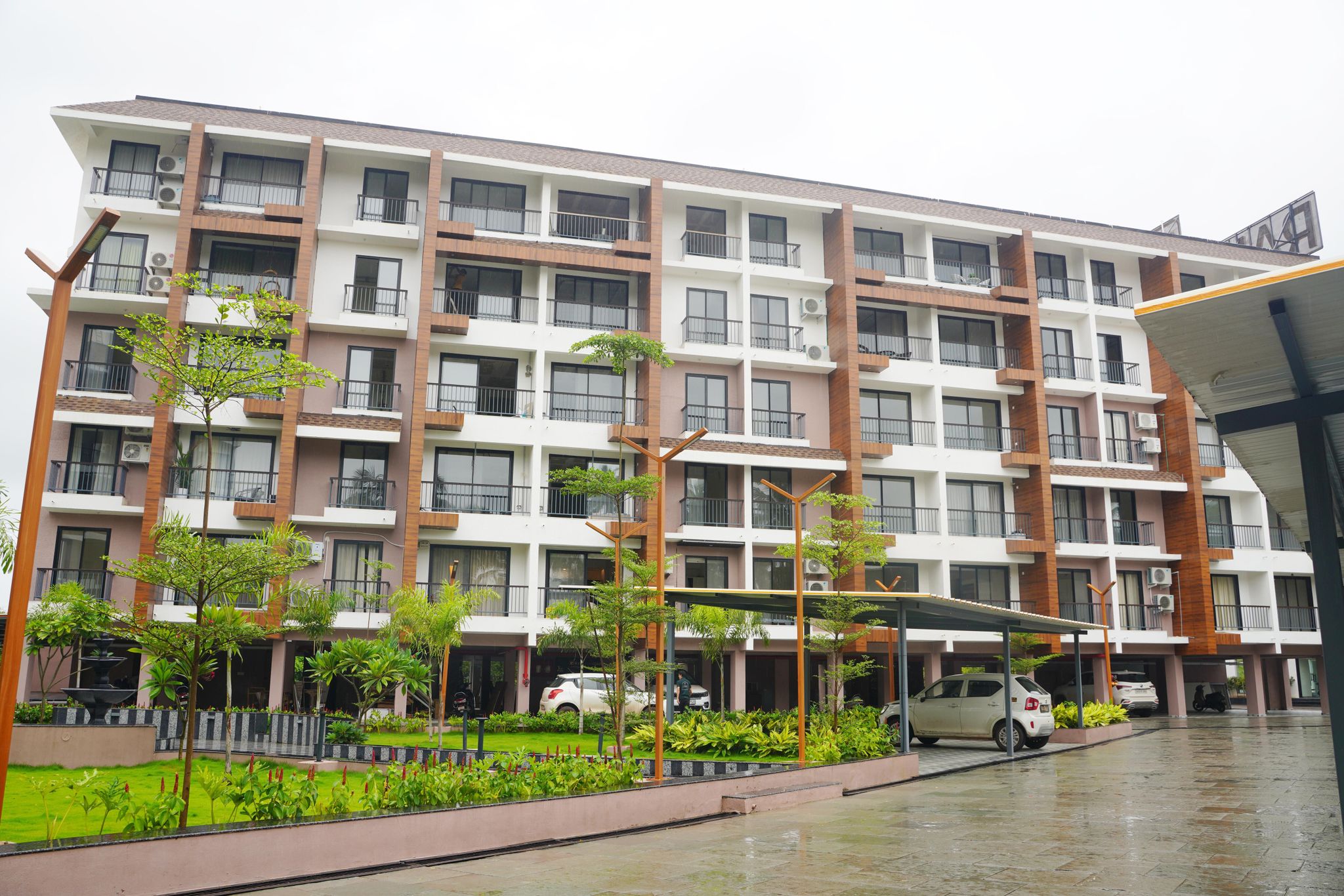 undefined Iksha Luxurious 1BHK Apartment (Fortune Apartment by Iksha)