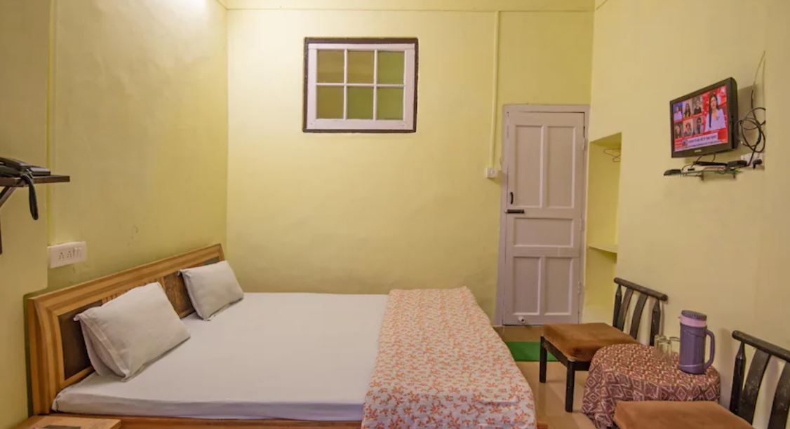 India Hotel - Lake View - Mall Road Nainital 3rd Floor Lake view Standard Room 5
