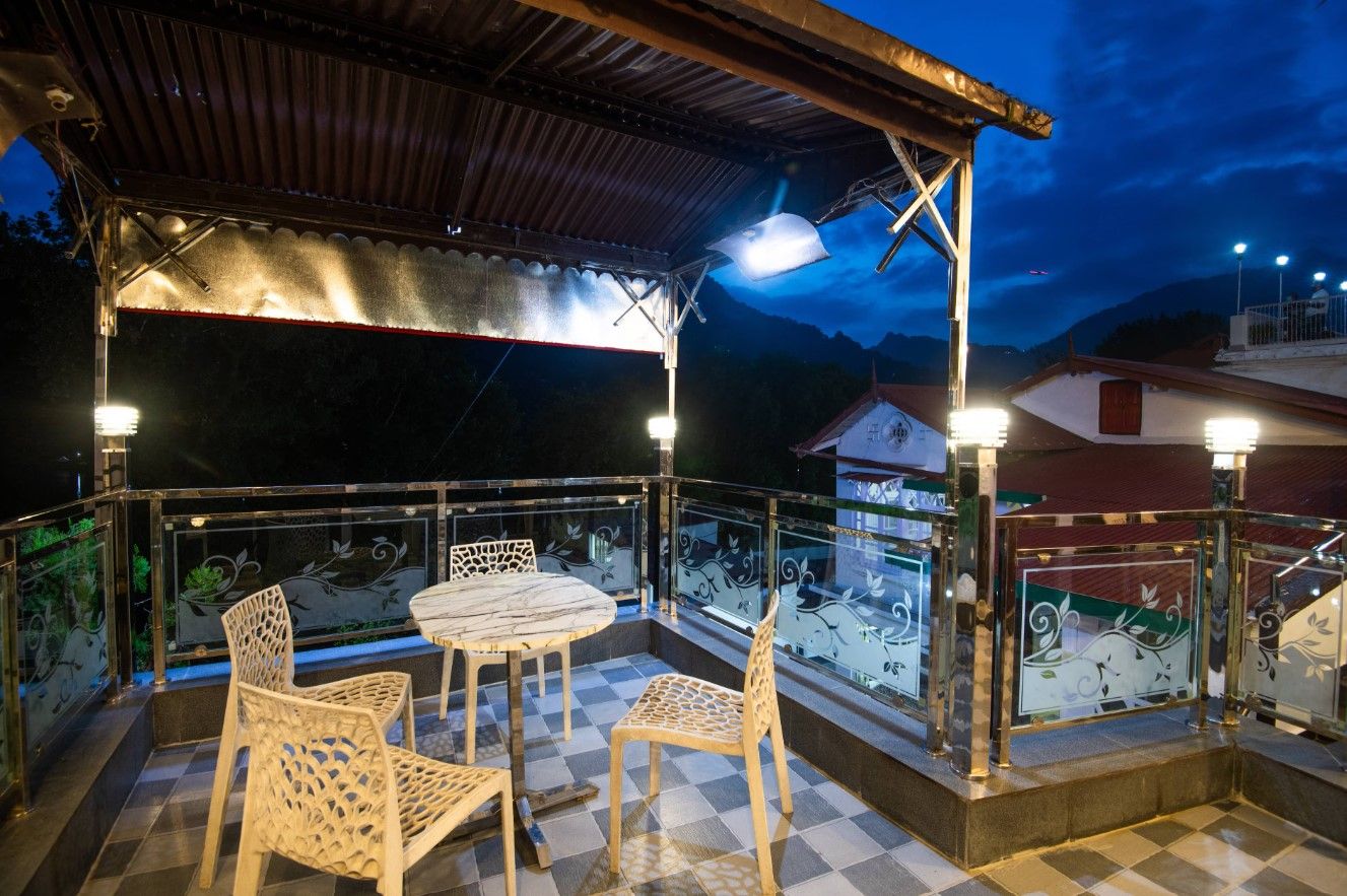 undefined India Hotel - Lake View - Mall Road Nainital 4