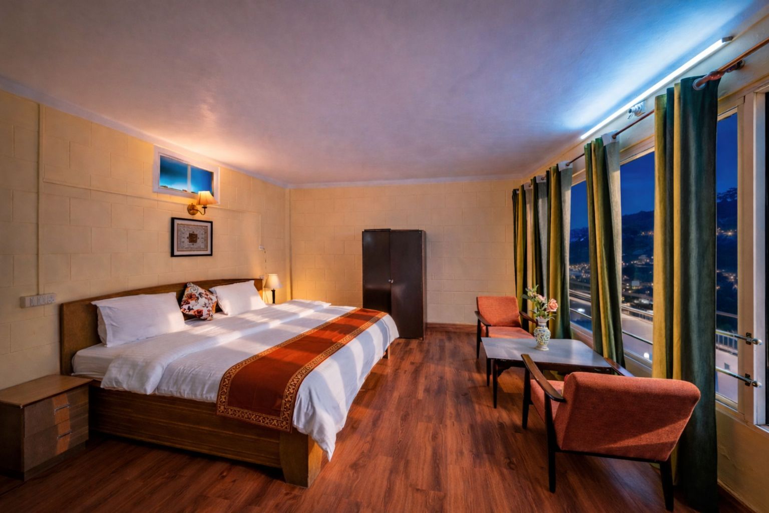 4th Floor Lake View Deluxe Room