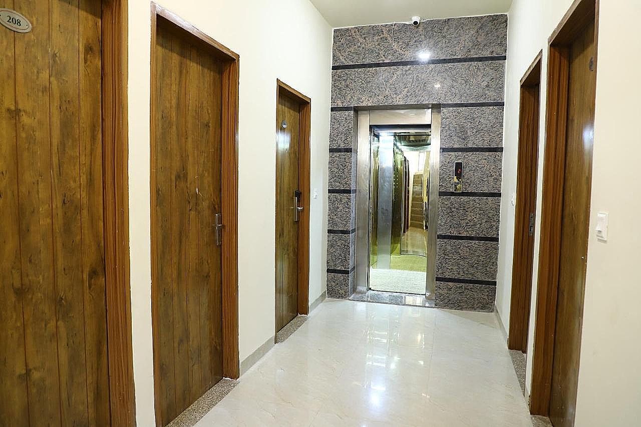 undefined Ivory Hotel 4