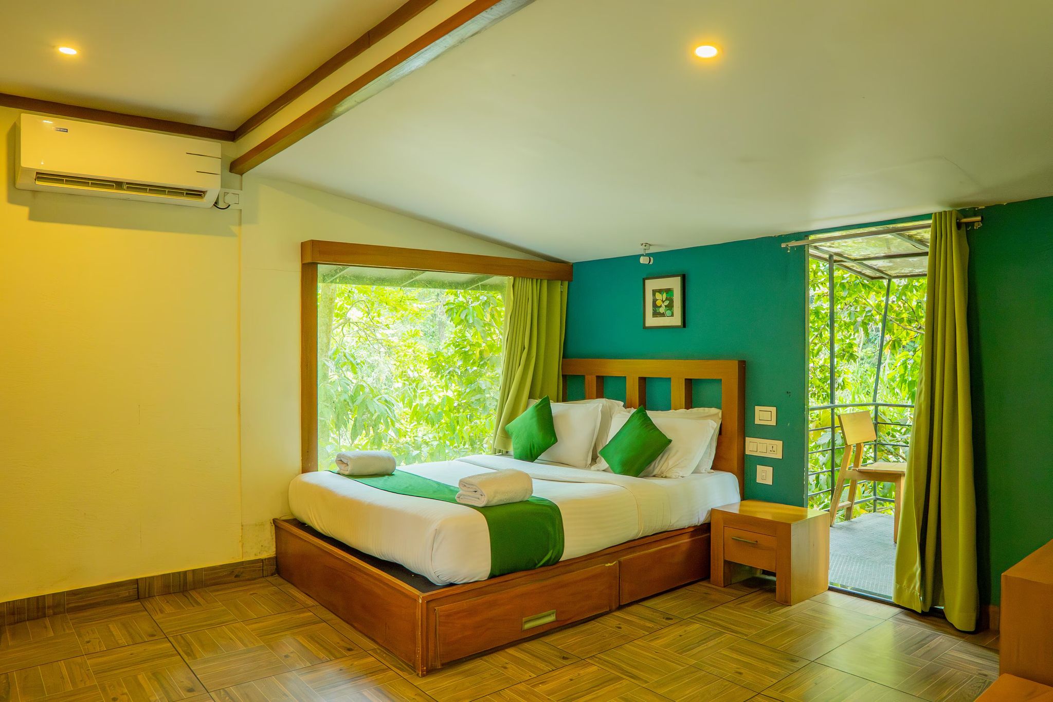 Jungle Beats Resorts Romantic Hut AC 3