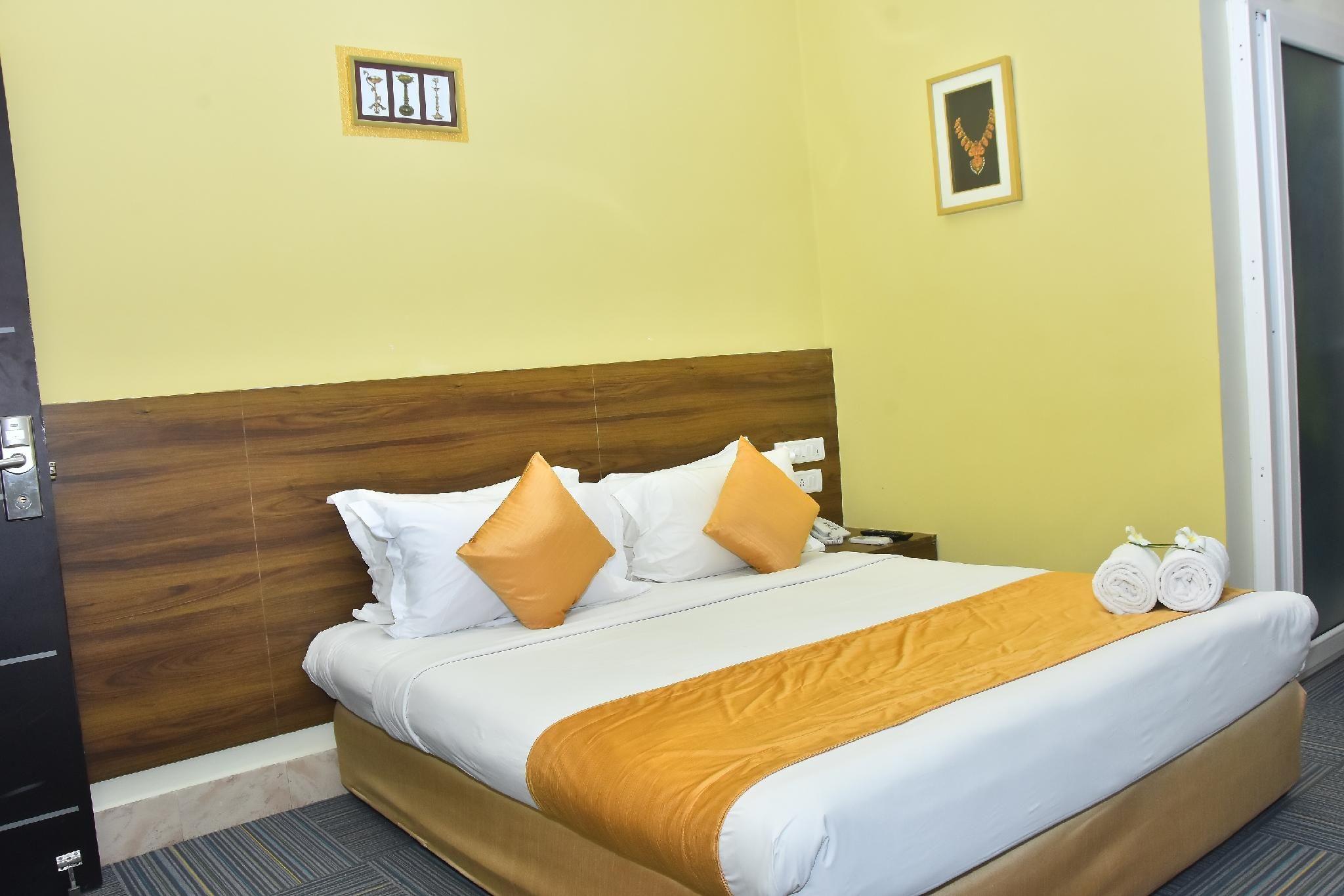 juSTa Sarang Rameshwaram Superior Room 3