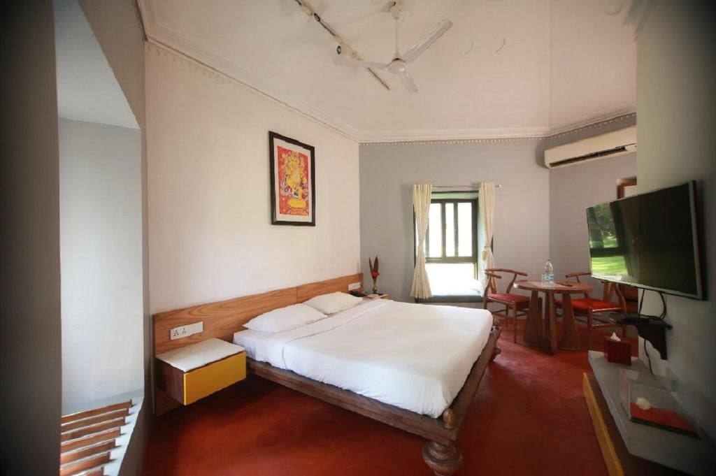 Maharaj Suites