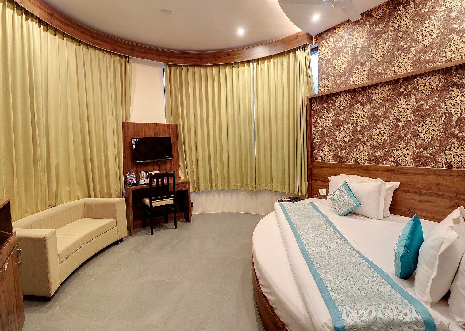 Keshav Spa & Resort