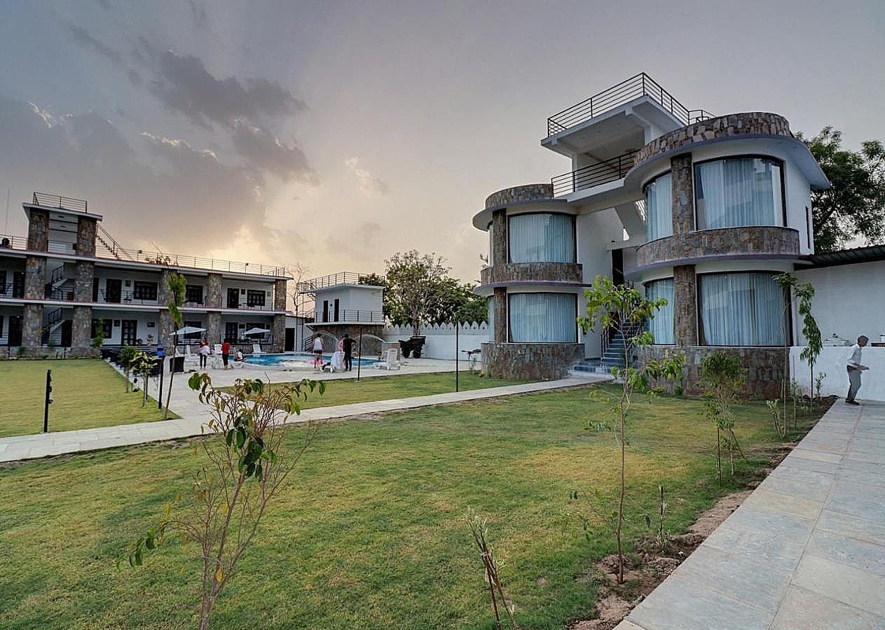 Keshav Spa & Resort