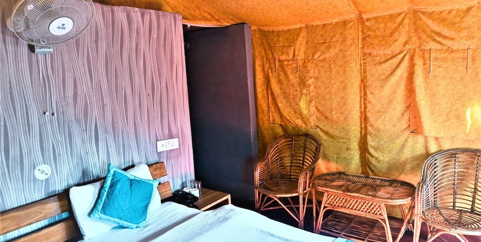 SWISS TENT
