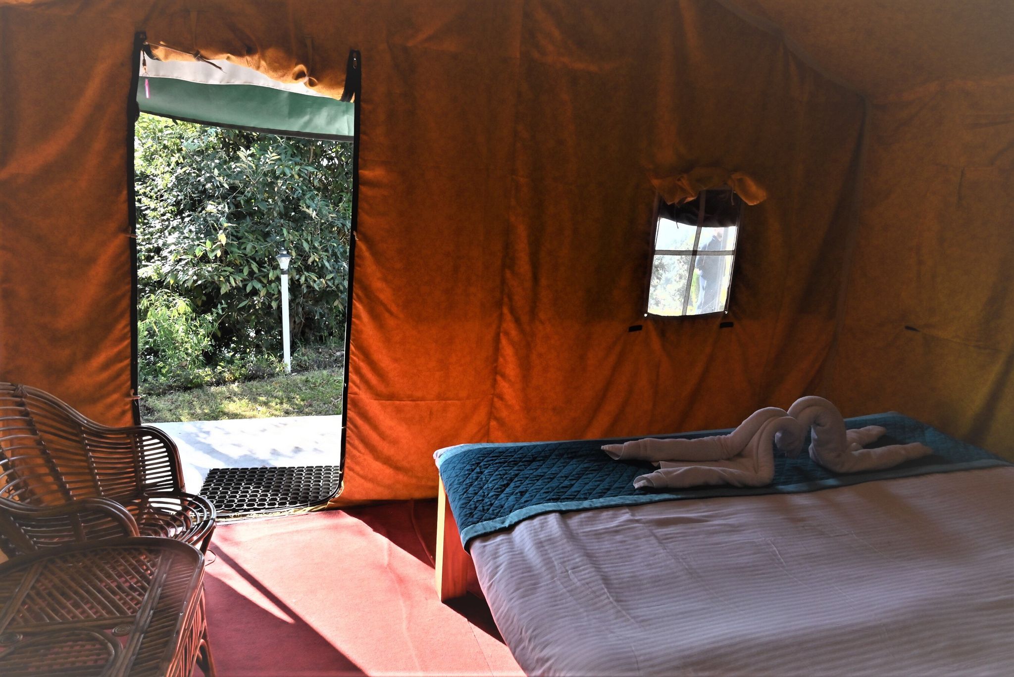 SWISS TENT