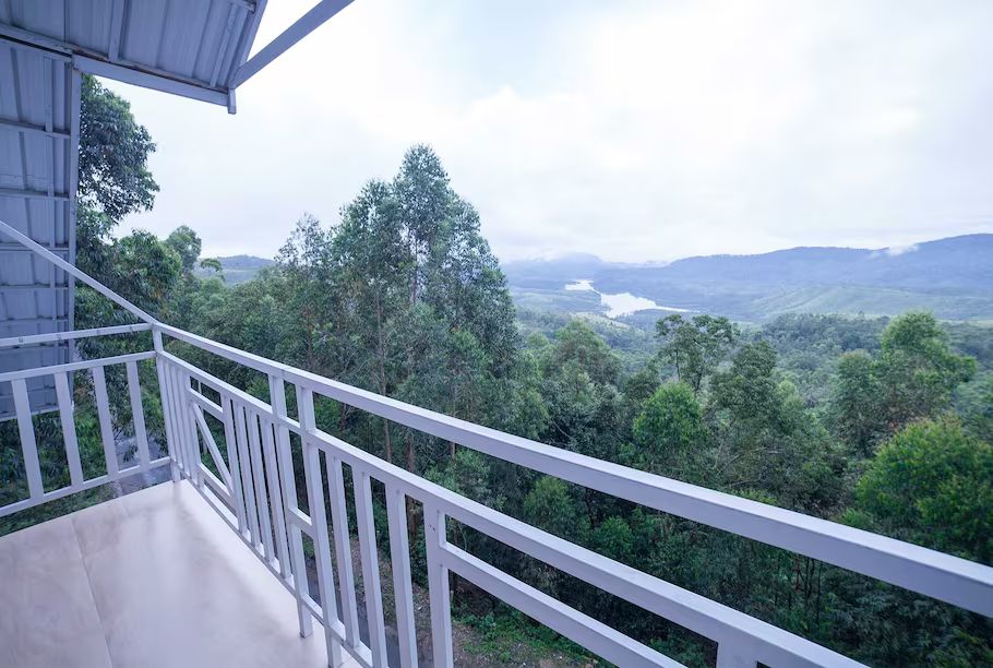 undefined La Flora Spicewood Munnar 3