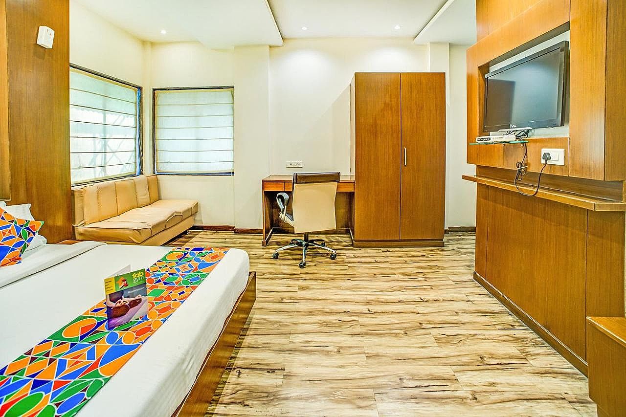Loharkar's Family Hotel