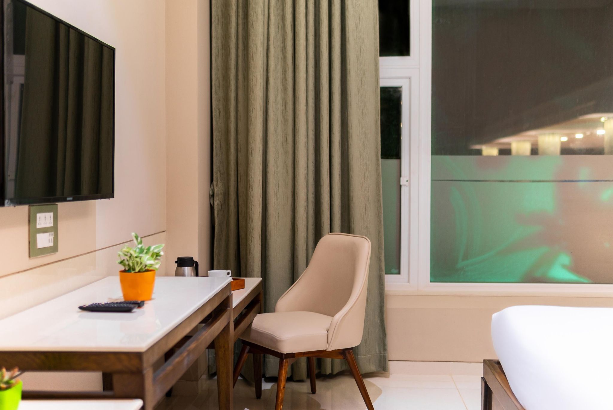 Maharaja Agrasen Palace Deluxe Room 11