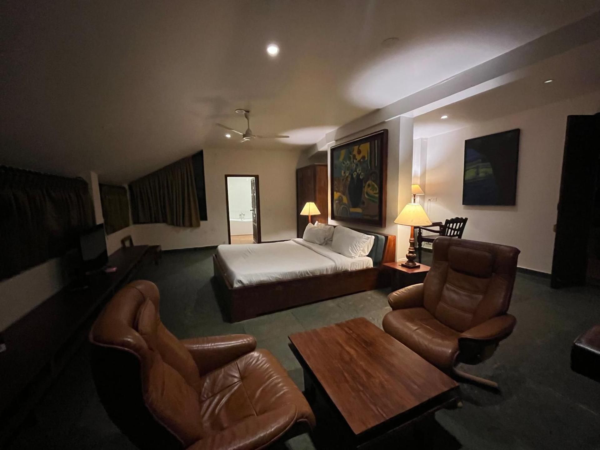 Executive Suite