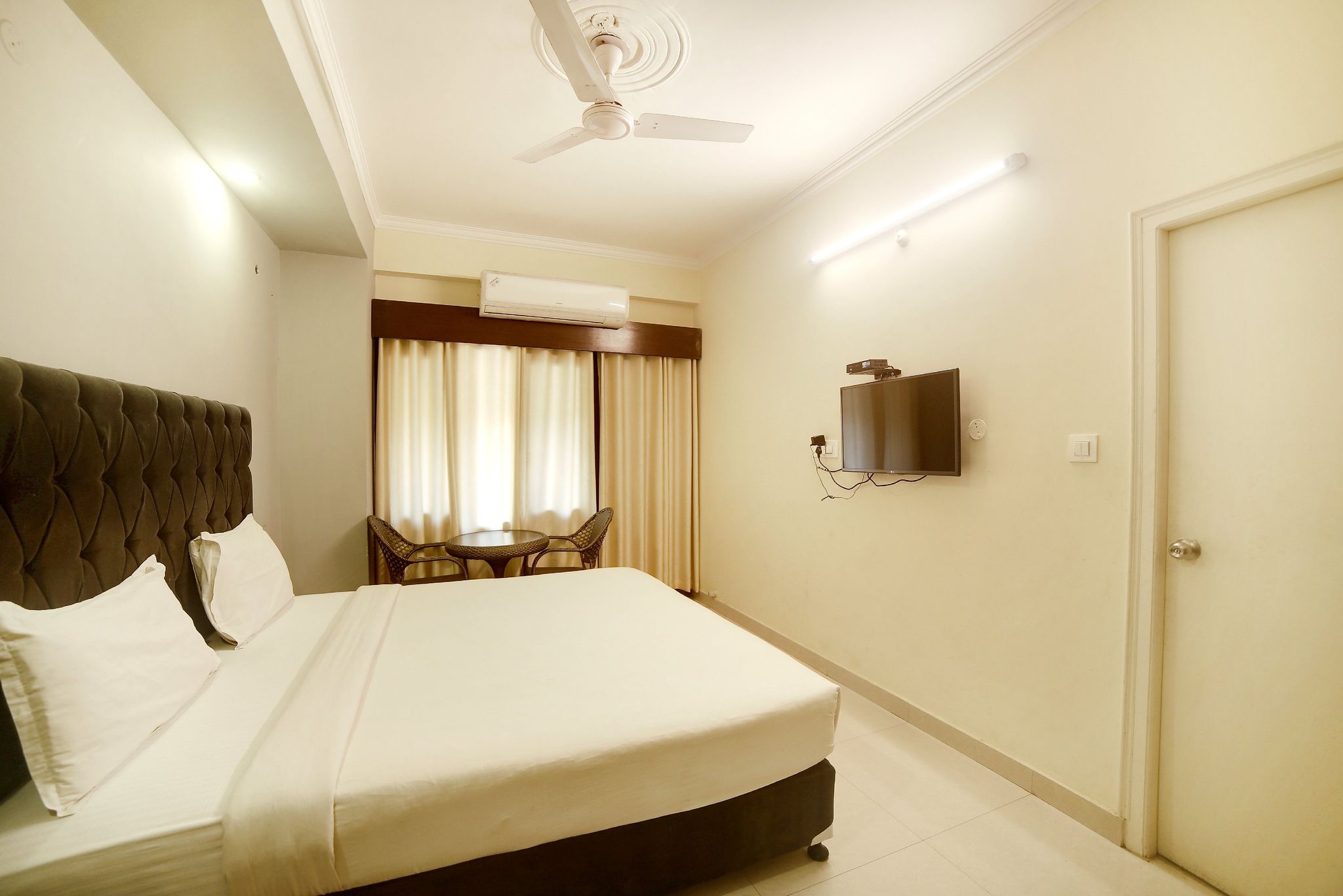 Double Bed AC Room