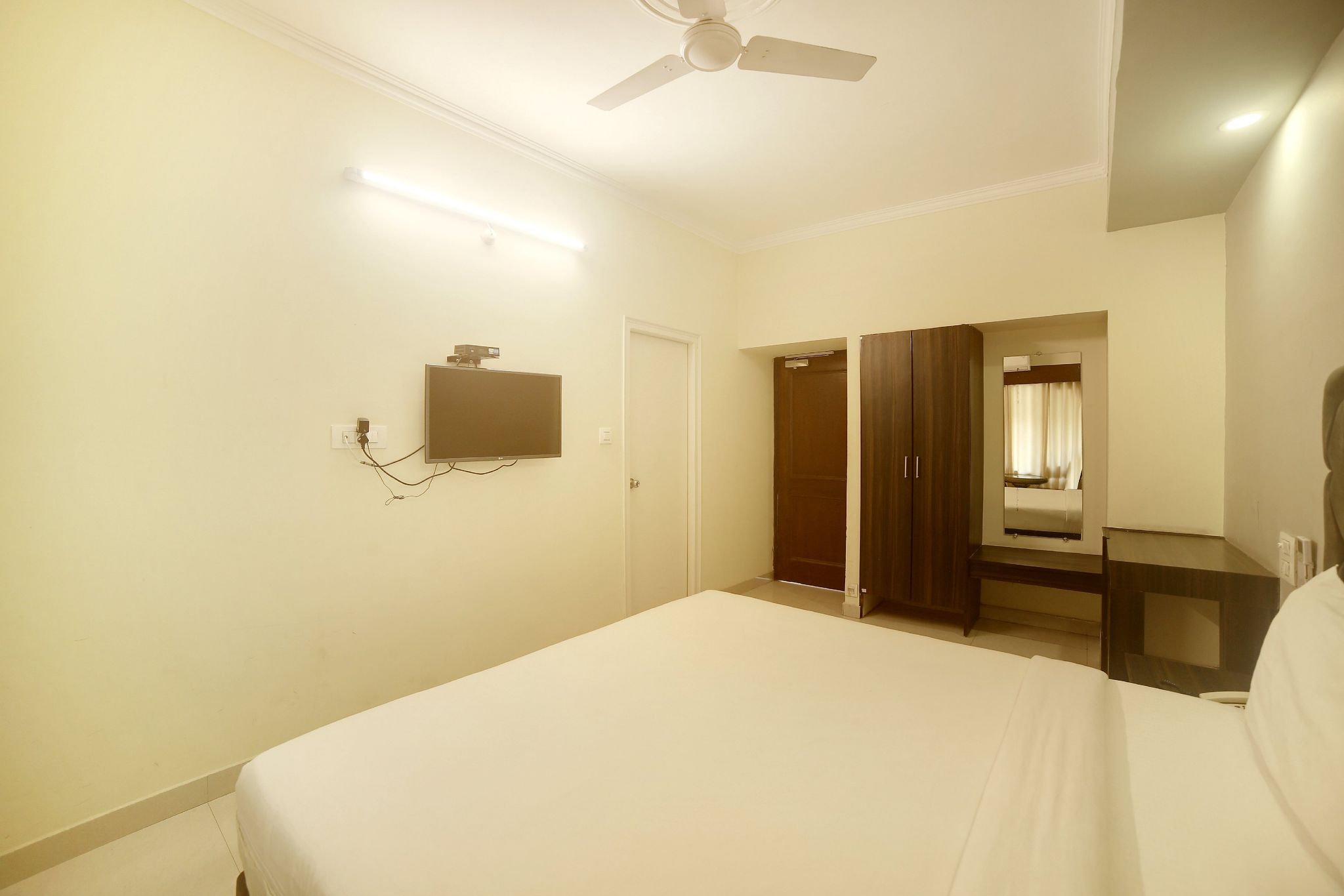 Double Bed AC Room