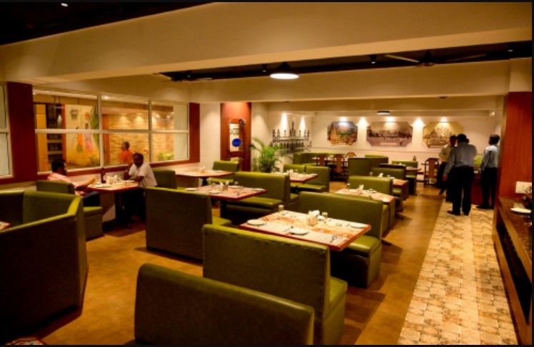 Food & Dining