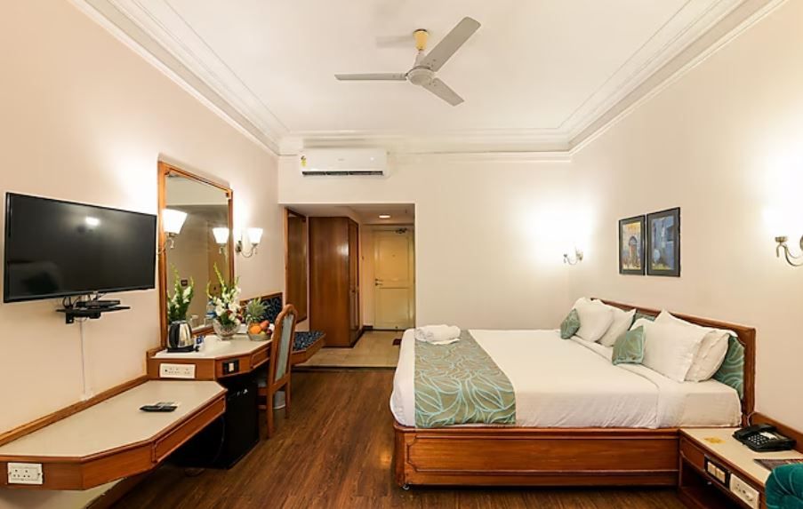 Super Deluxe Room