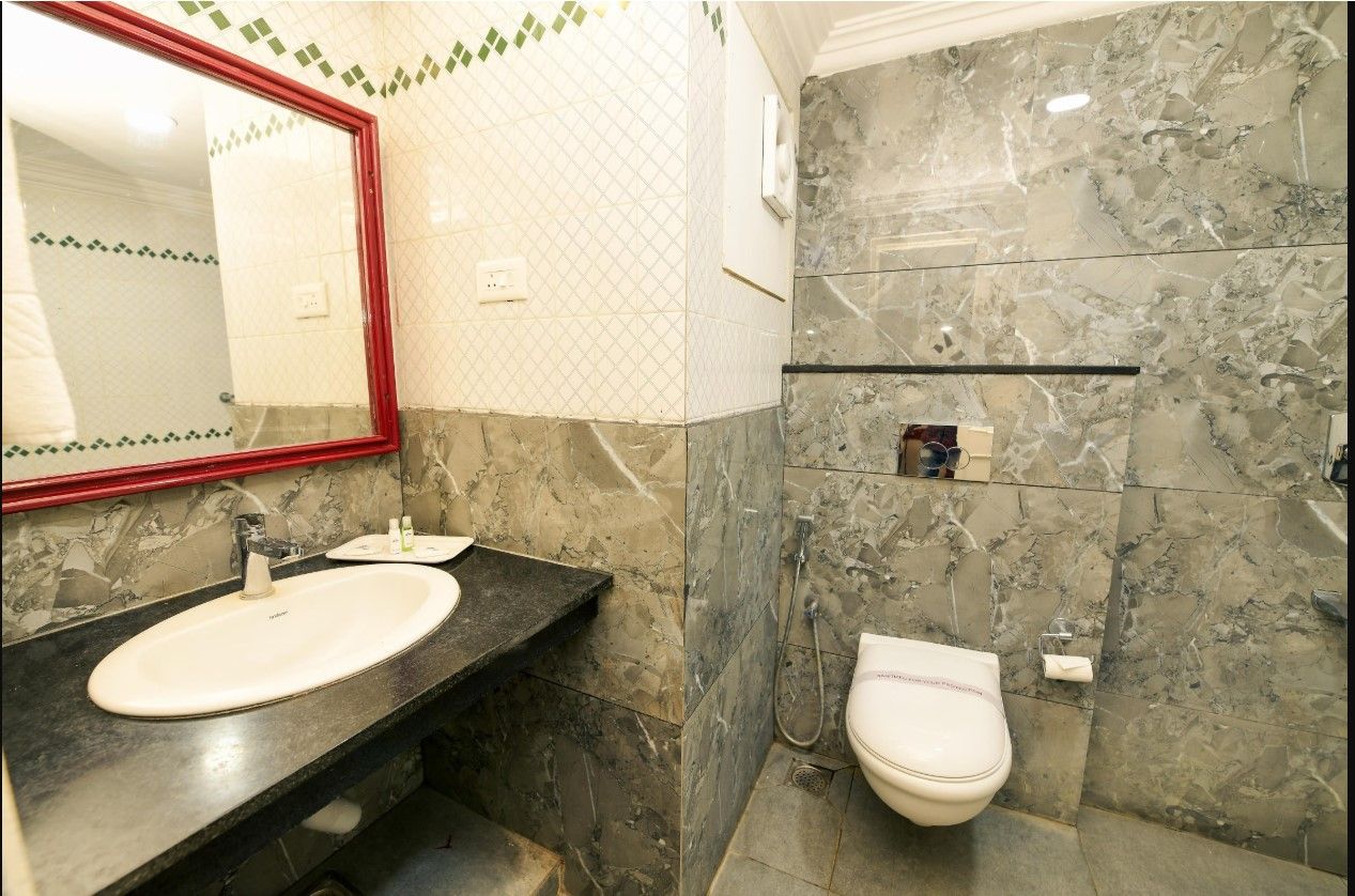 Mayas Kings Kourt Executive Room 3