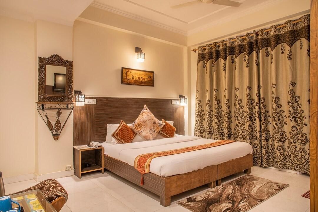 NANDINI RESIDENCY Standard Room (Non View) 2