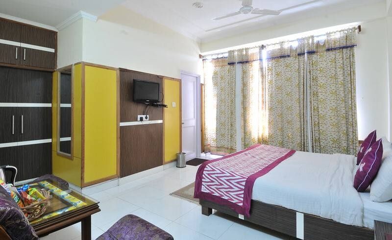 Deluxe Room - Hill View - Holiday